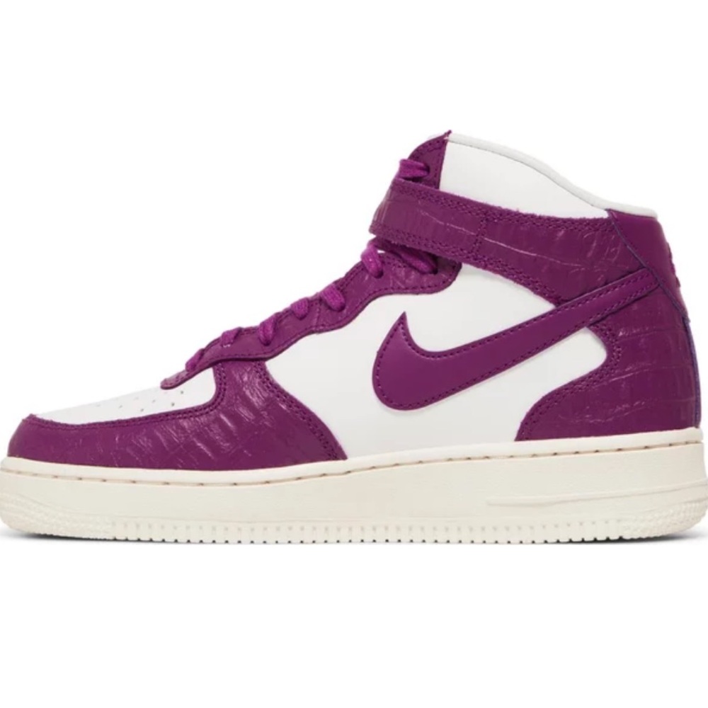 Nike Air Force 1 ‘07 Mid Lx